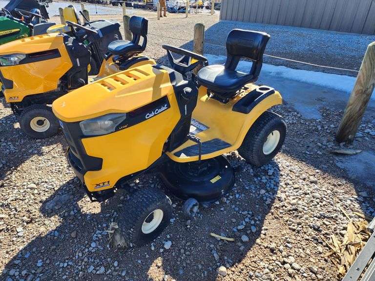 2019 Cub Cadet XT1 Lawn Mower Adam Marshall Land Auction LLC